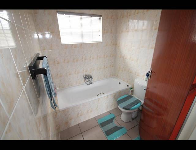 3 BEDROOM SECTIONAL TITLE SOLD IN LINCOLN MEADE